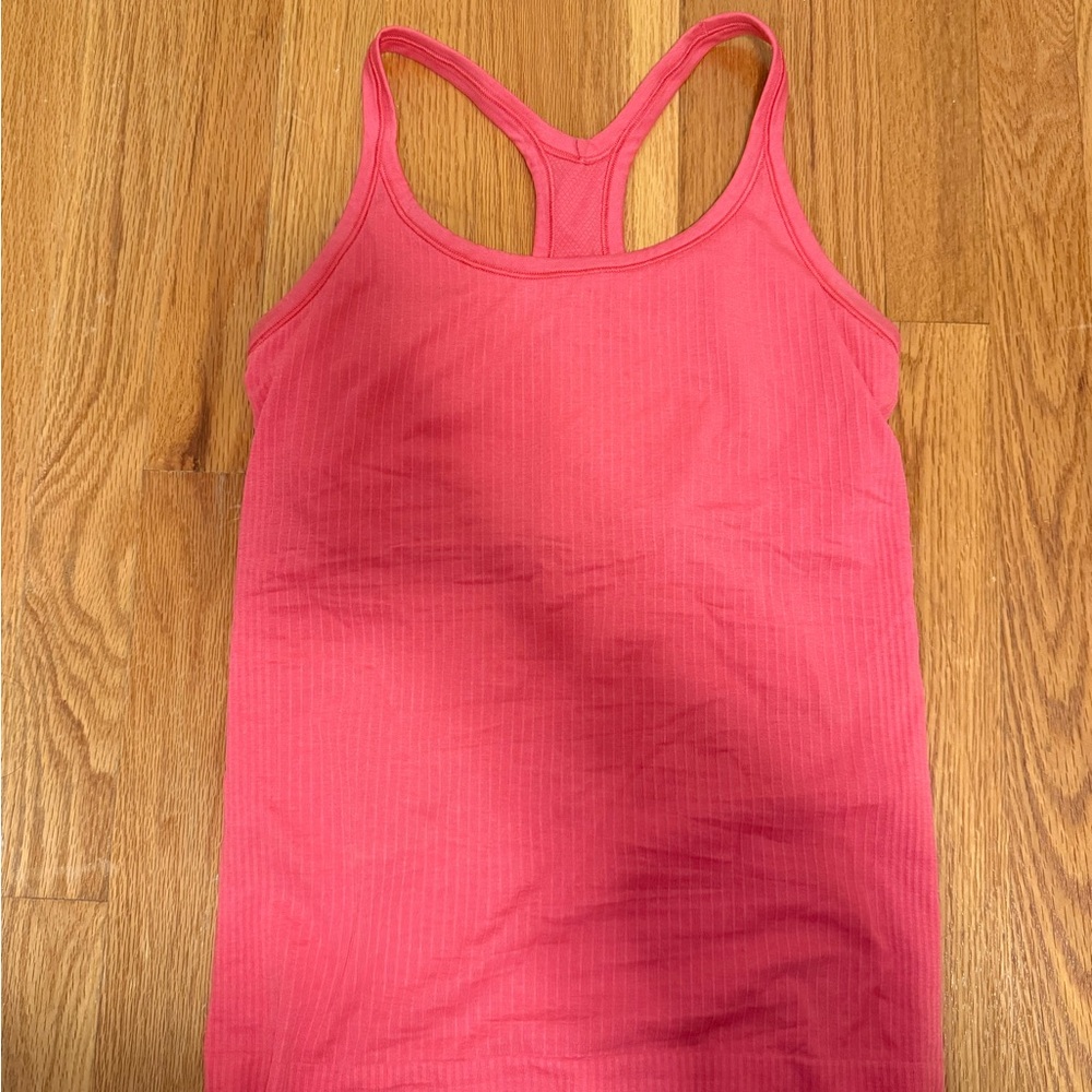 Lululemon Lipgloss Ebb to Street Tank Top